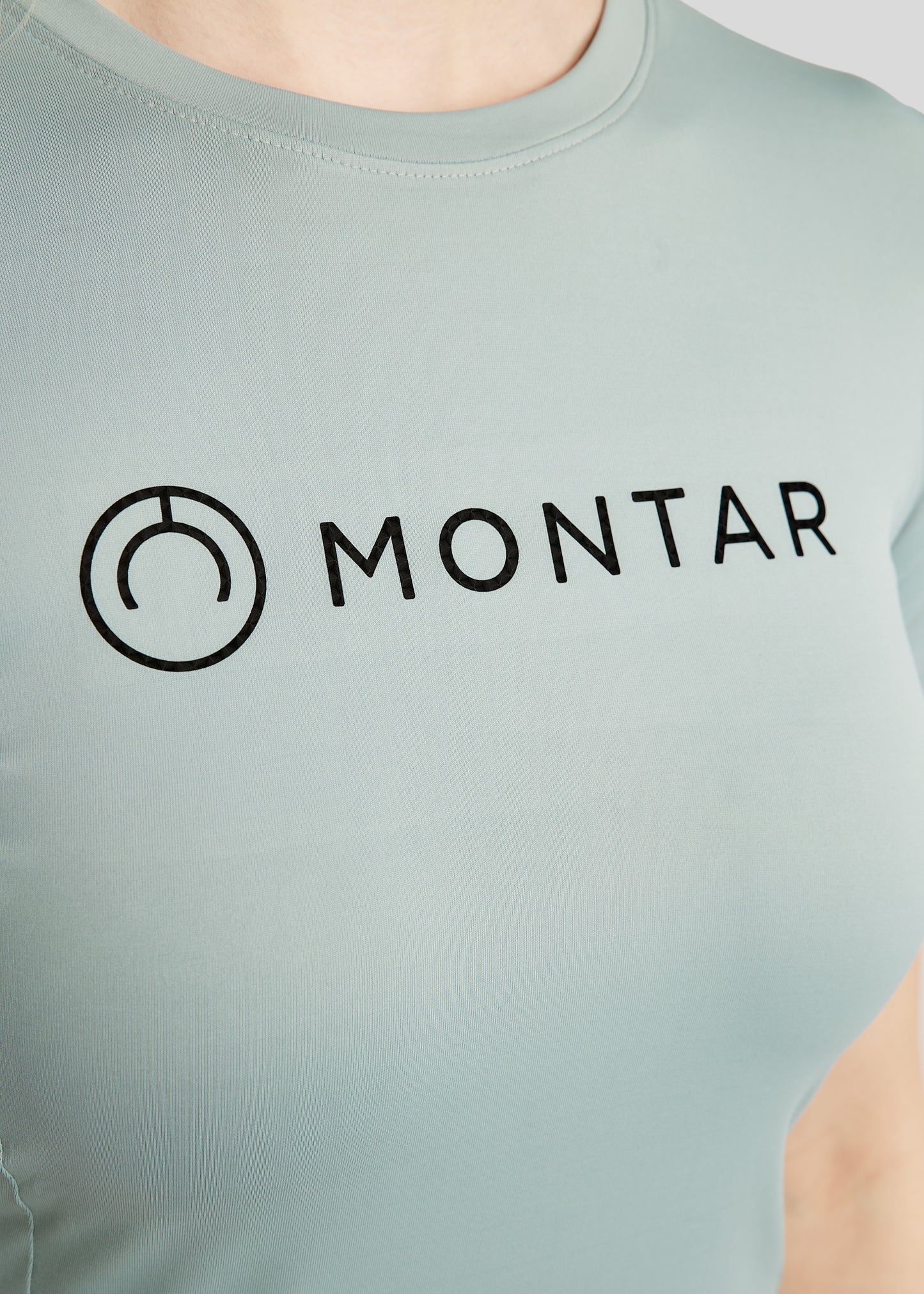 Montar MoHannah shirt